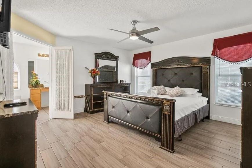 2871 PICADILLY Cir KISSIMMEE, FL 34747