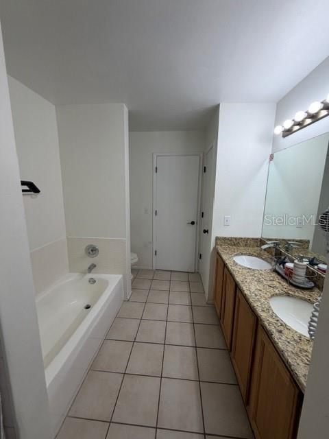 2871 PICADILLY Cir KISSIMMEE, FL 34747