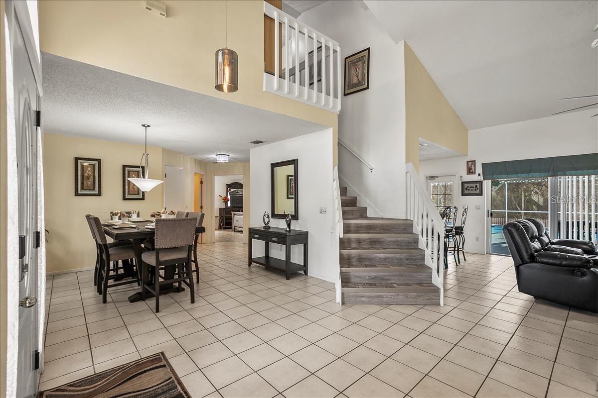 2871 PICADILLY Cir KISSIMMEE, FL 34747