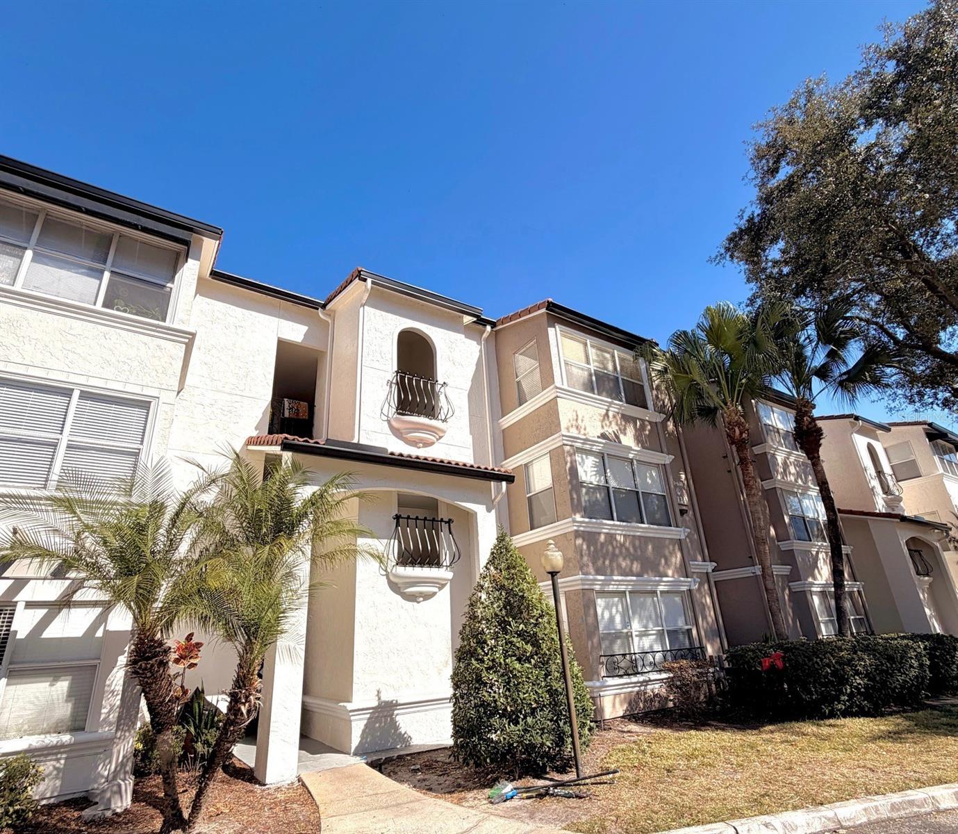 5124 CONROY Rd #34 ORLANDO, FL 32811