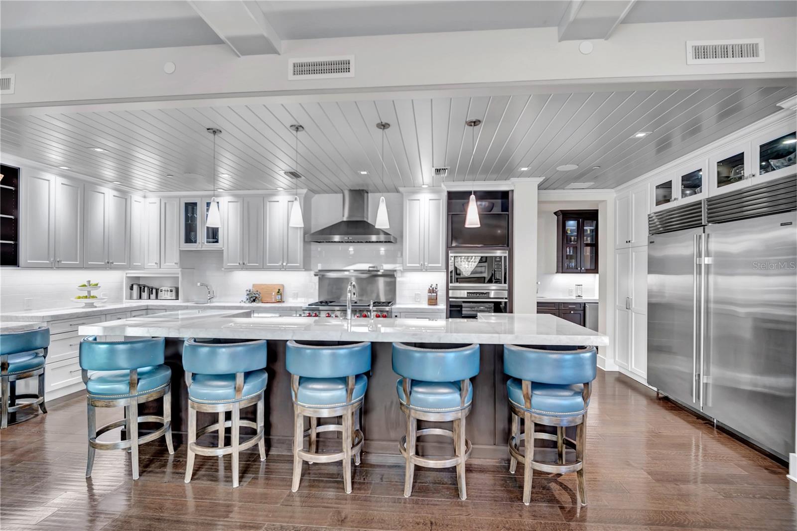 146 4TH Ave #600 ST PETERSBURG, FL 33701