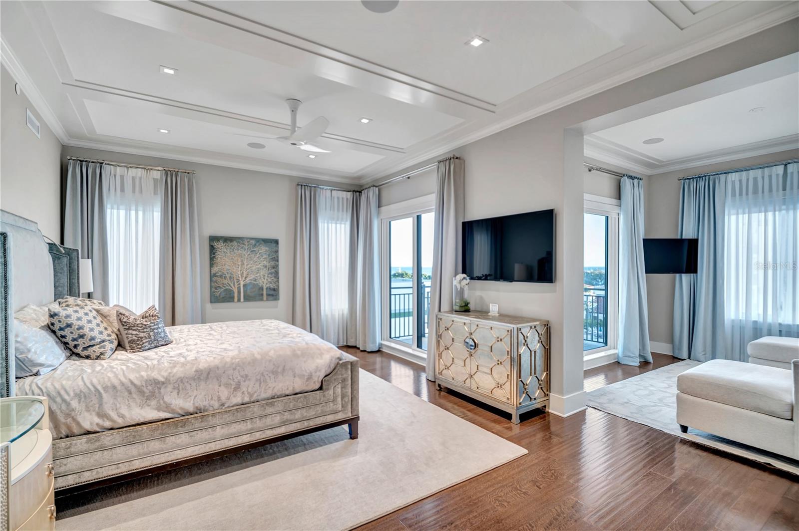 146 4TH Ave #600 ST PETERSBURG, FL 33701