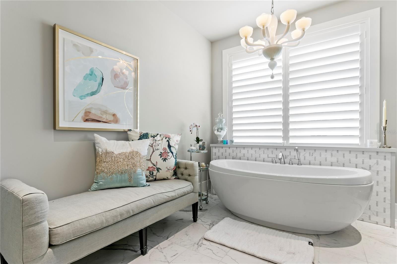 146 4TH Ave #600 ST PETERSBURG, FL 33701