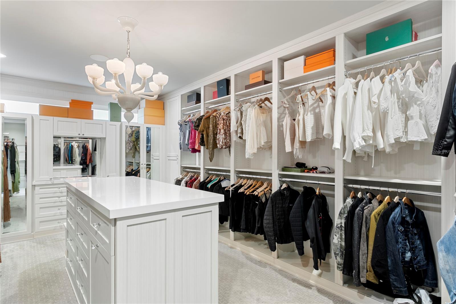 146 4TH Ave #600 ST PETERSBURG, FL 33701