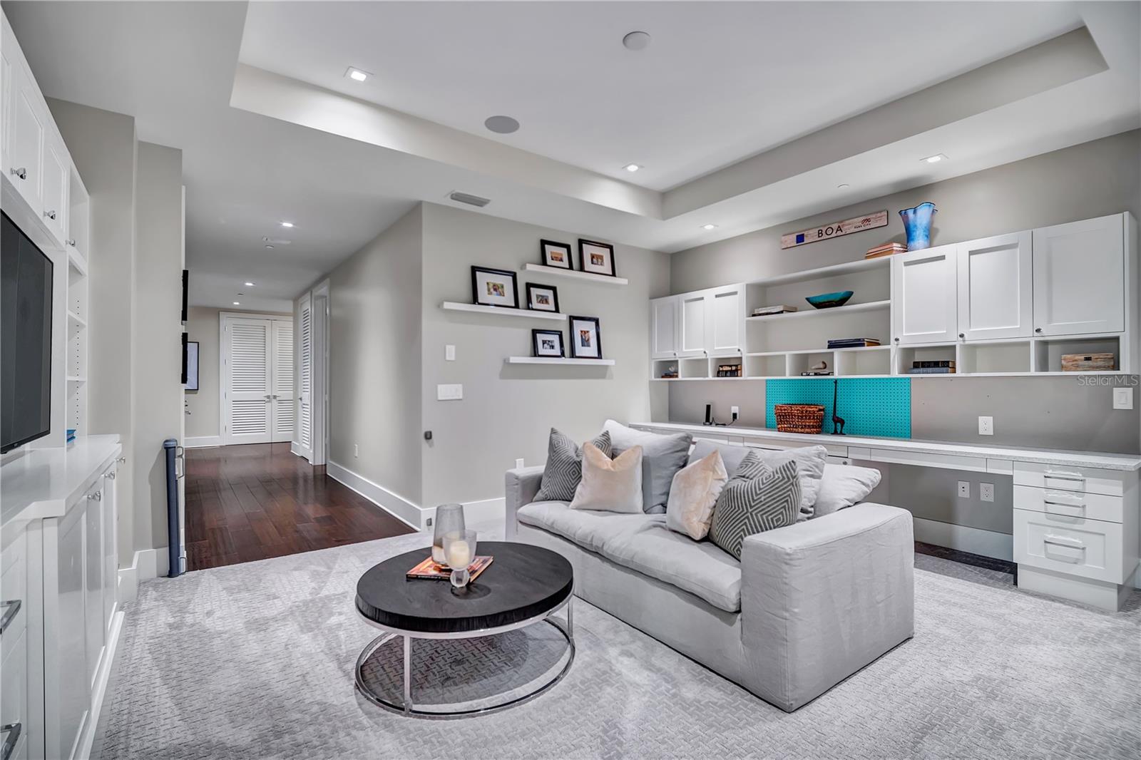 146 4TH Ave #600 ST PETERSBURG, FL 33701