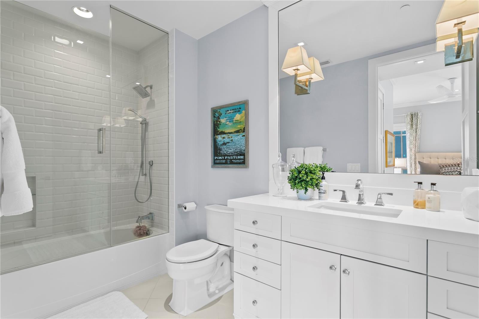 146 4TH Ave #600 ST PETERSBURG, FL 33701