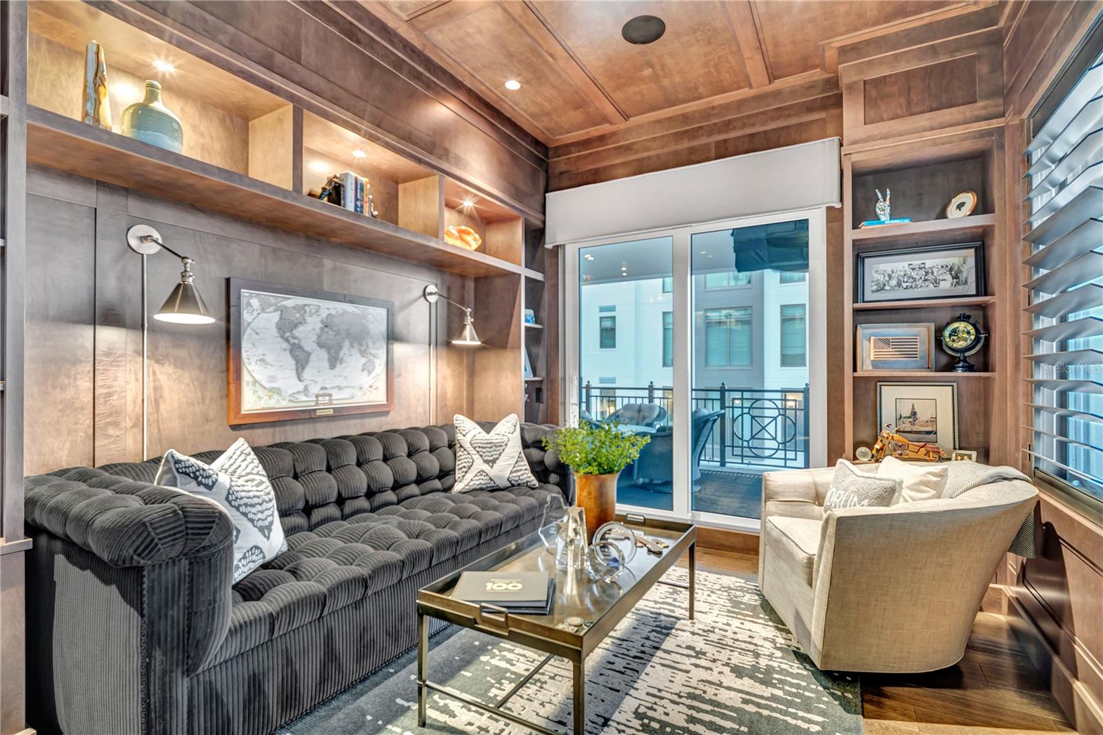 146 4TH Ave #600 ST PETERSBURG, FL 33701