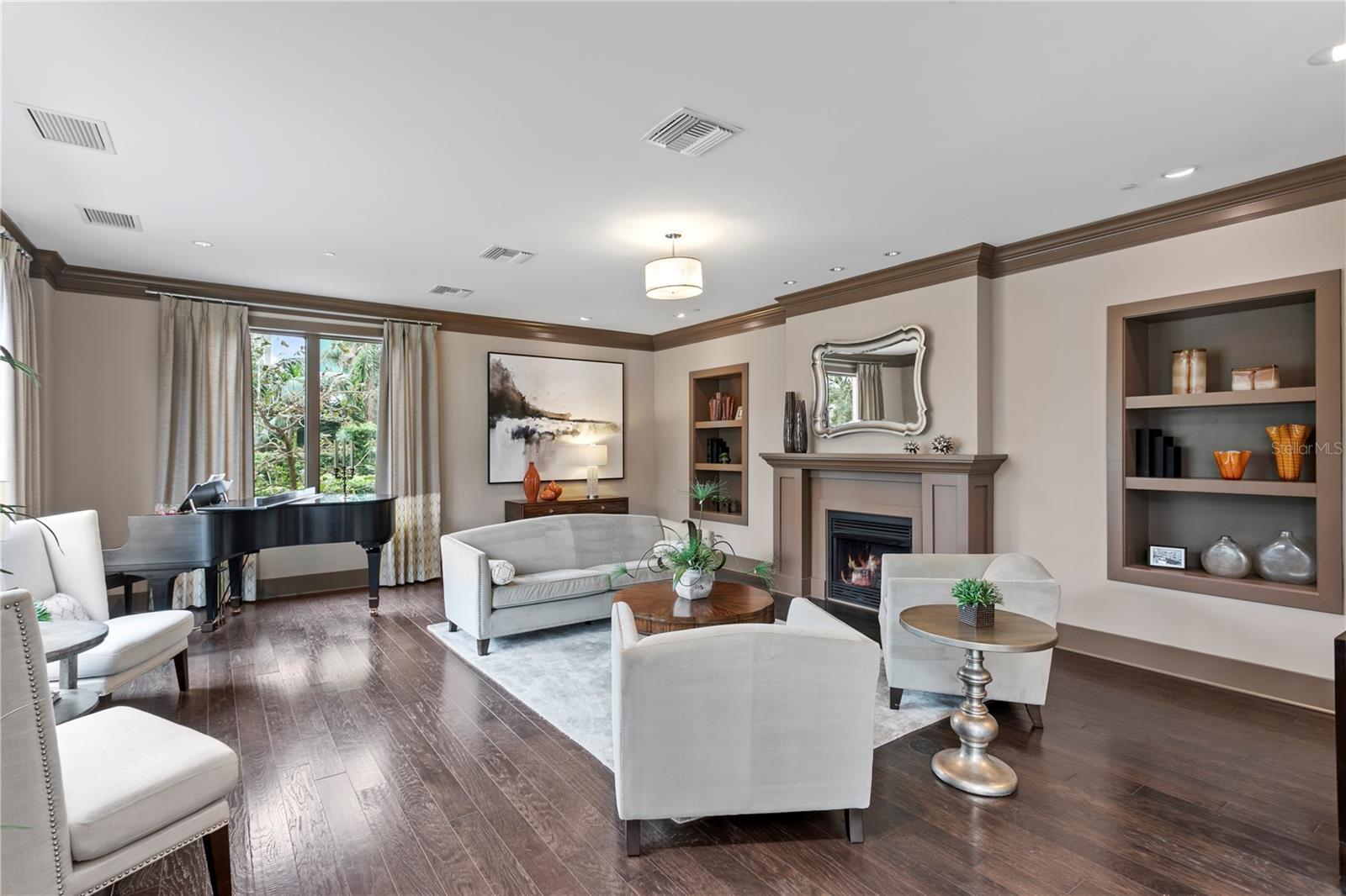 146 4TH Ave #600 ST PETERSBURG, FL 33701