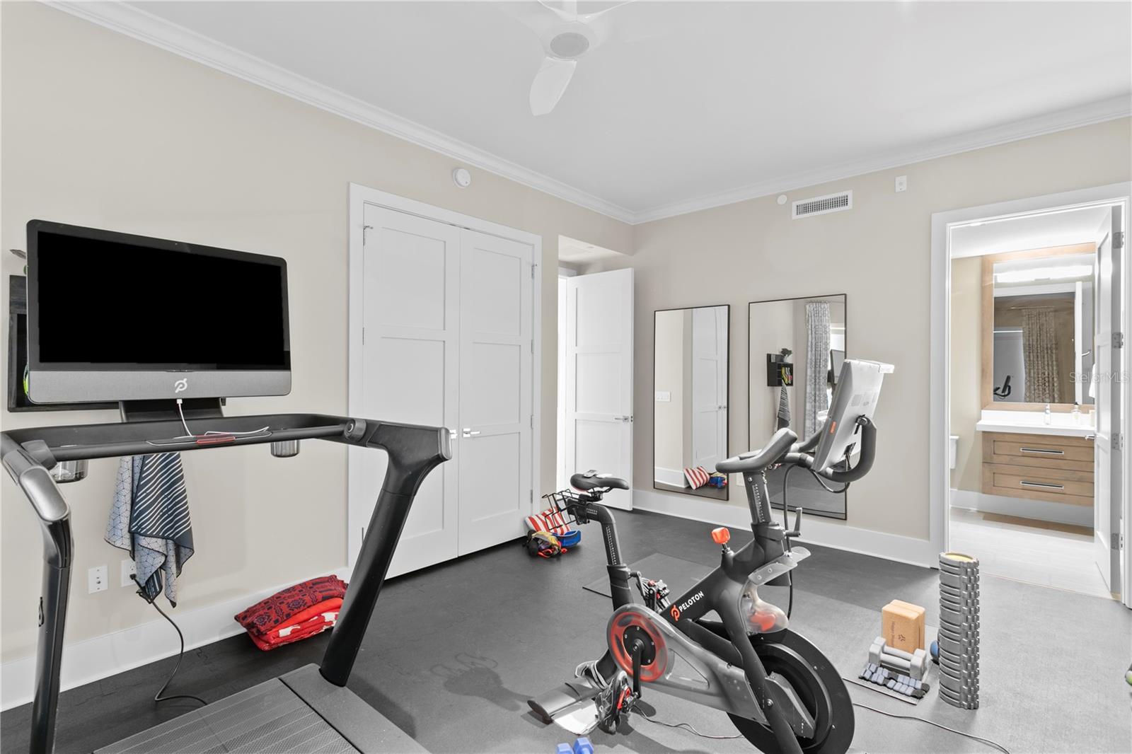 146 4TH Ave #600 ST PETERSBURG, FL 33701