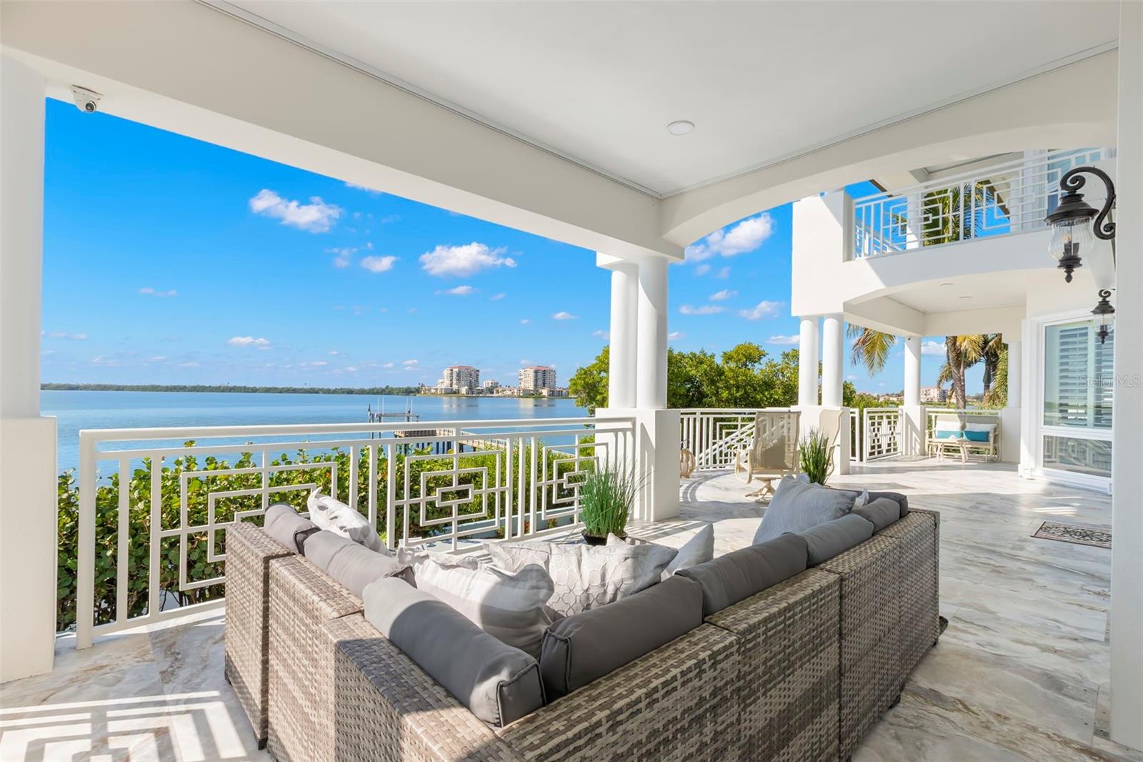 6199 54TH St ST PETERSBURG, FL 33715