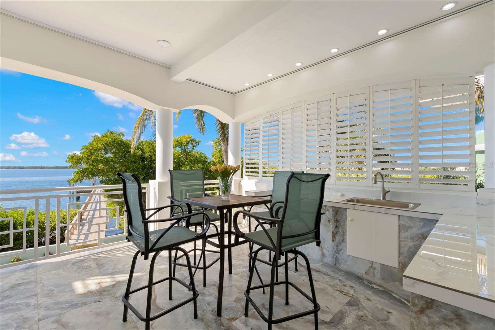 6199 54TH St ST PETERSBURG, FL 33715