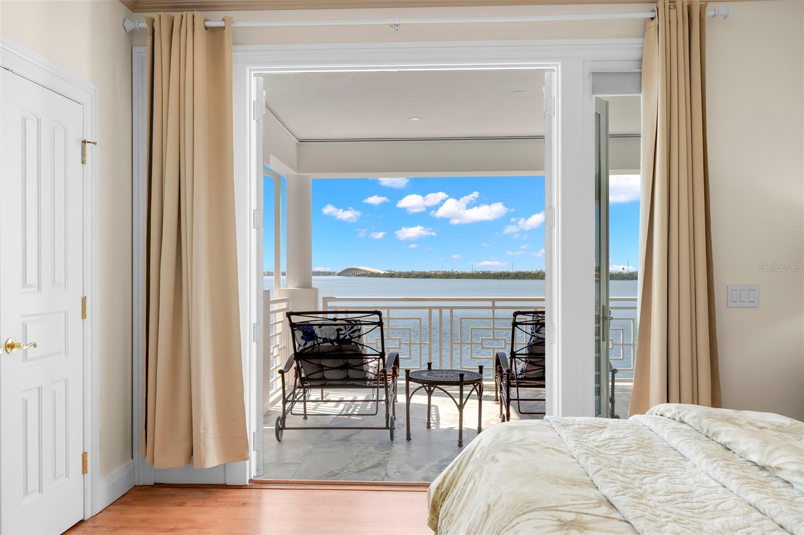 6199 54TH St ST PETERSBURG, FL 33715