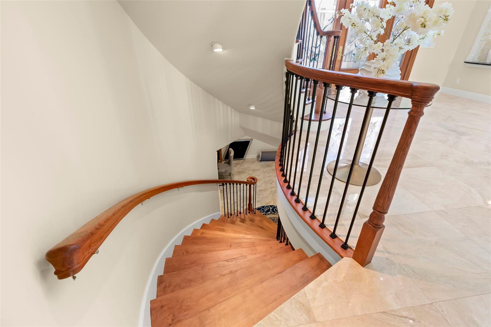 6199 54TH St ST PETERSBURG, FL 33715