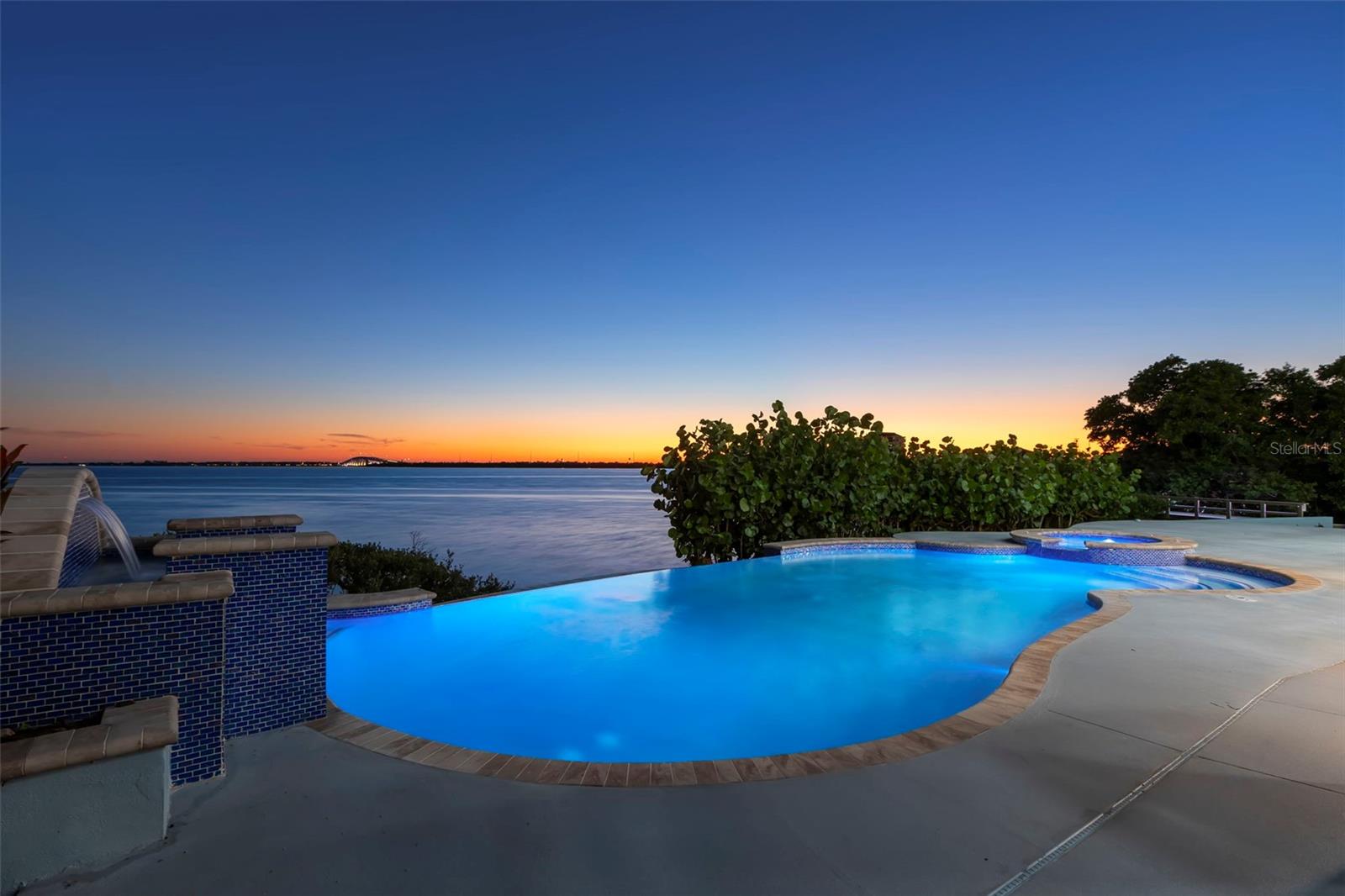 6199 54TH St ST PETERSBURG, FL 33715