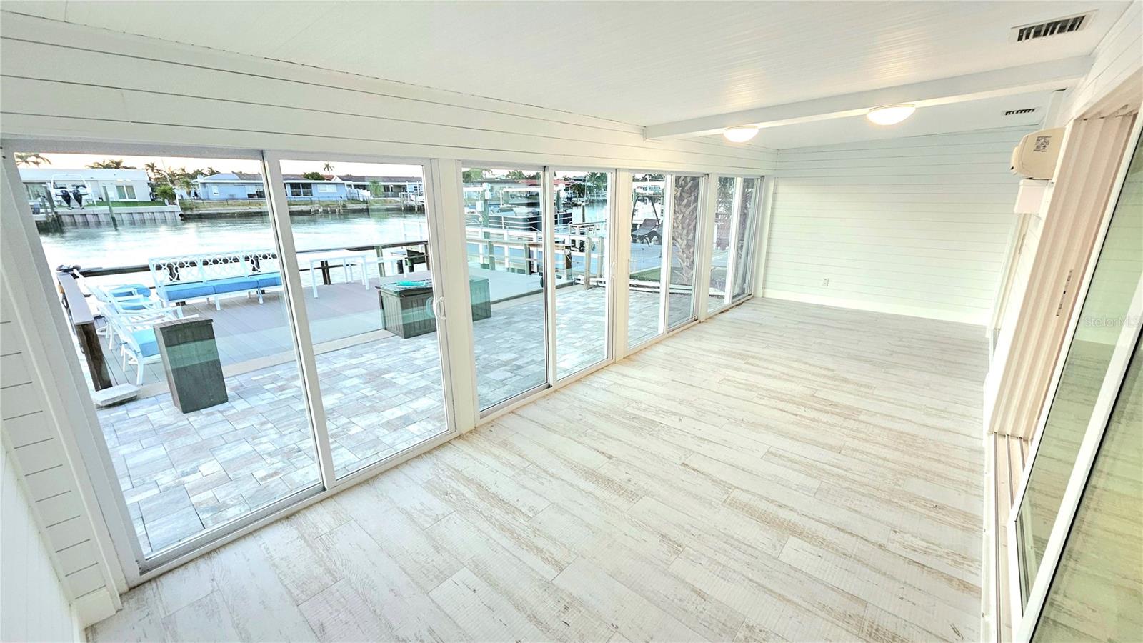 517 BOCA CIEGA Pt Blvd ST PETERSBURG, FL 33708