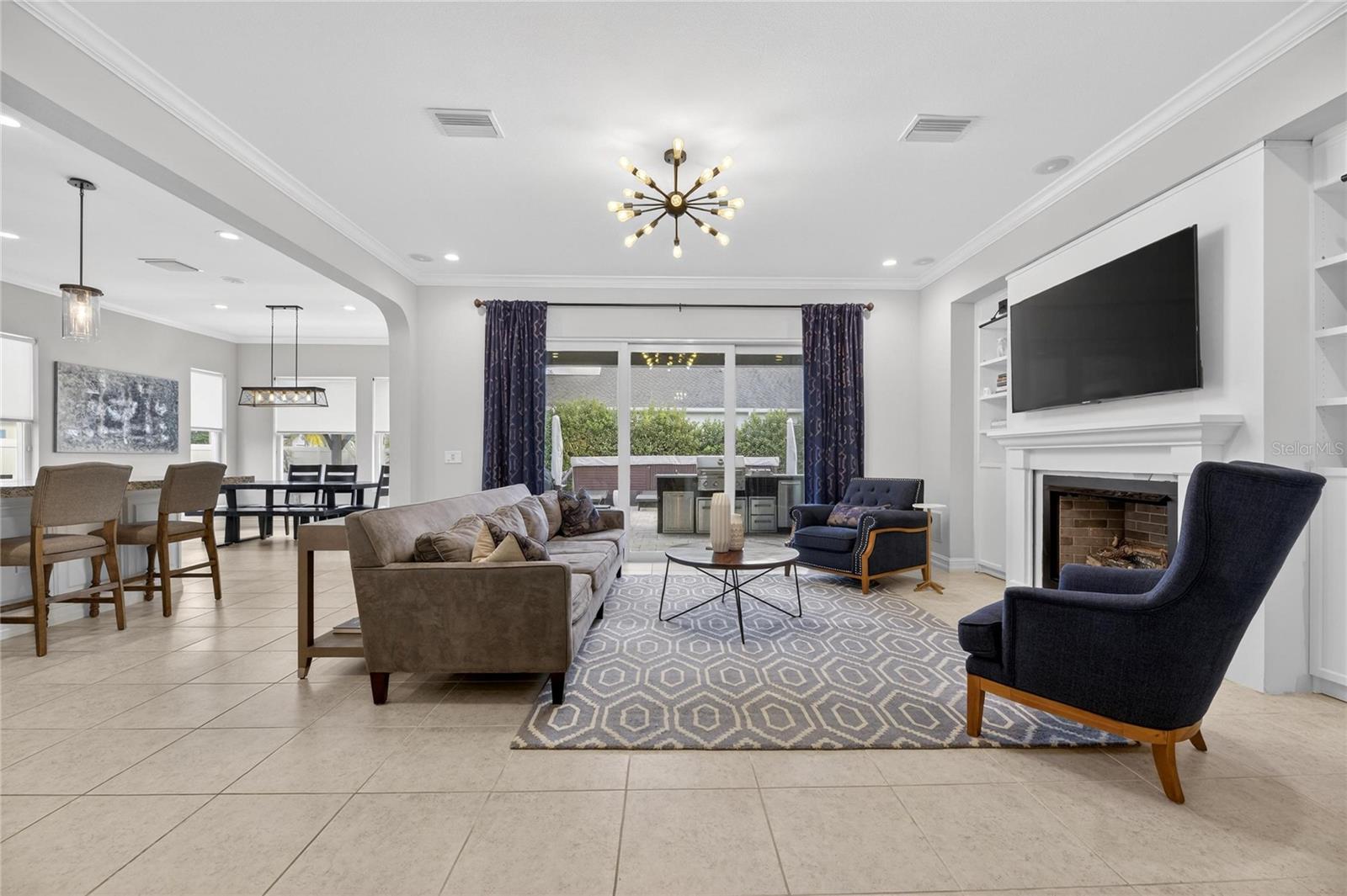 18233 LEAFMORE St LUTZ, FL 33548