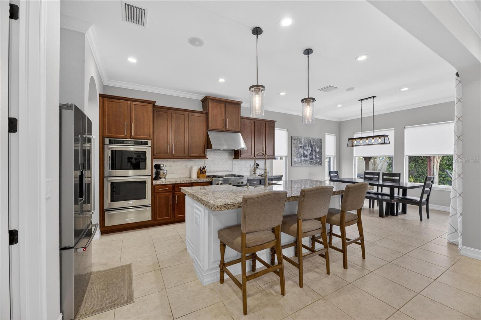 18233 LEAFMORE St LUTZ, FL 33548