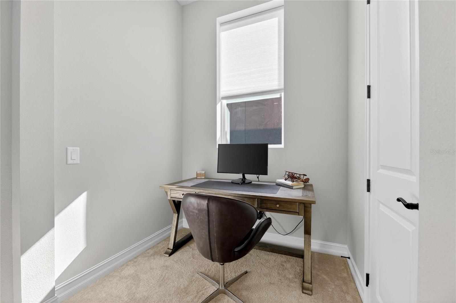 18233 LEAFMORE St LUTZ, FL 33548