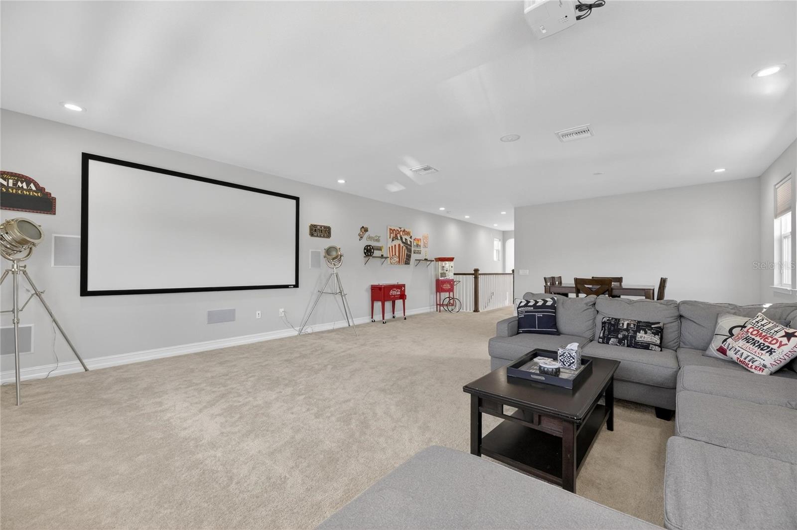 18233 LEAFMORE St LUTZ, FL 33548