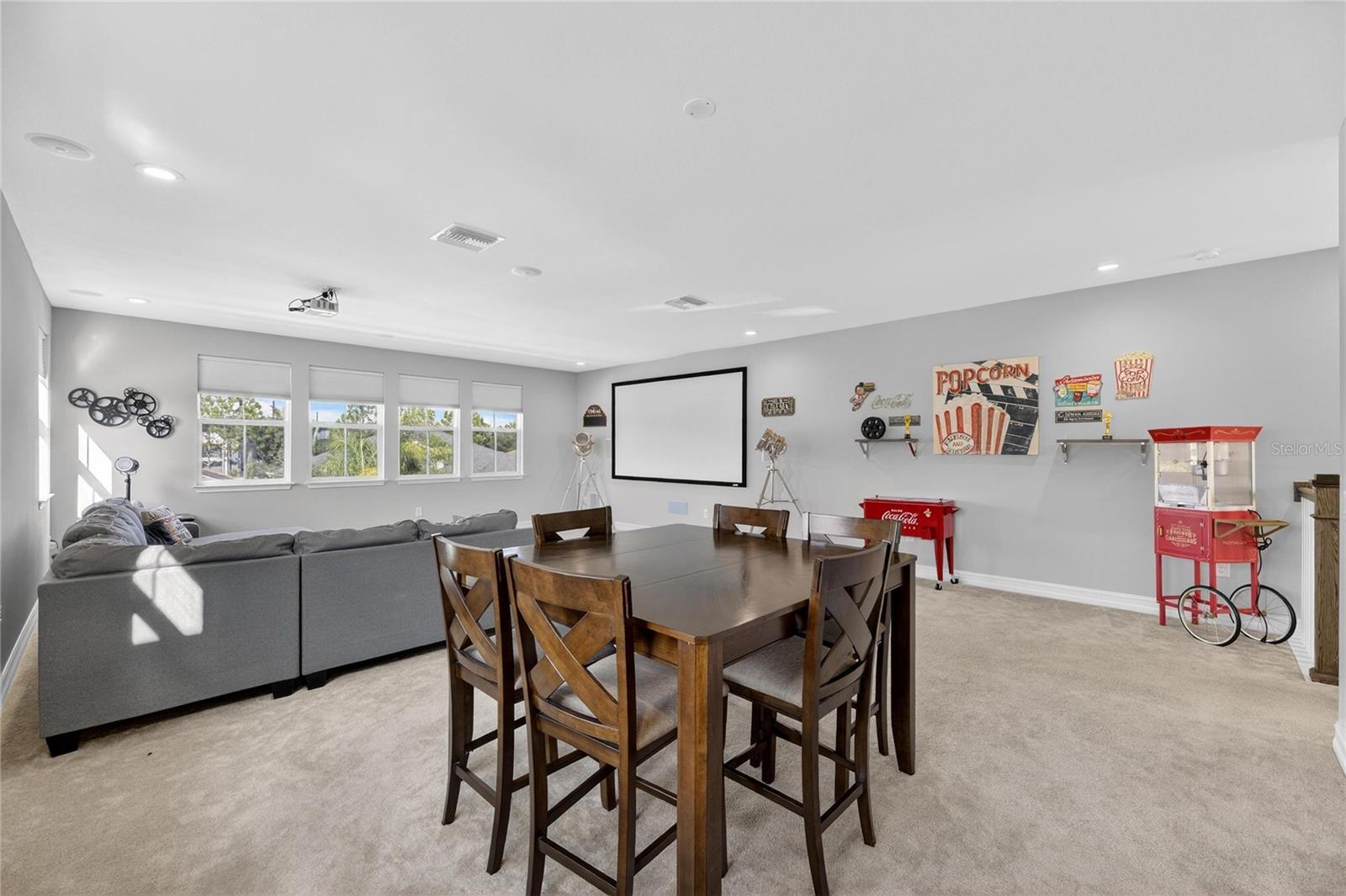 18233 LEAFMORE St LUTZ, FL 33548