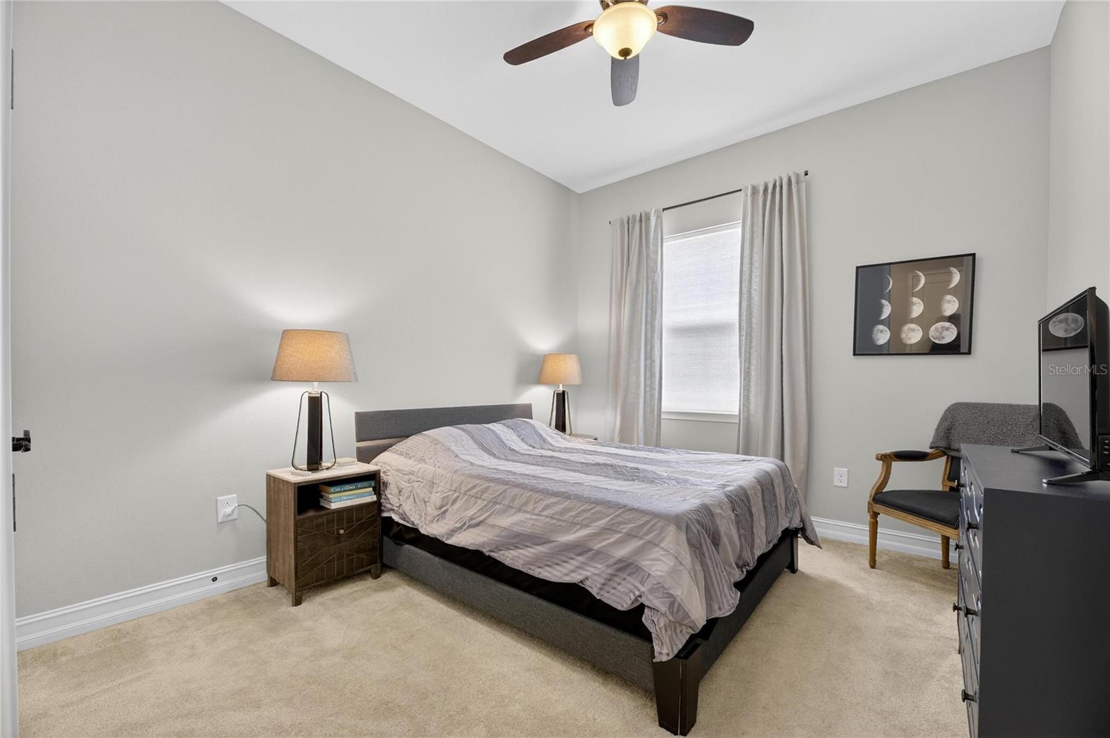 18233 LEAFMORE St LUTZ, FL 33548