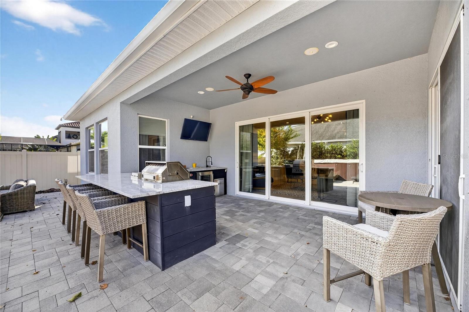 18233 LEAFMORE St LUTZ, FL 33548