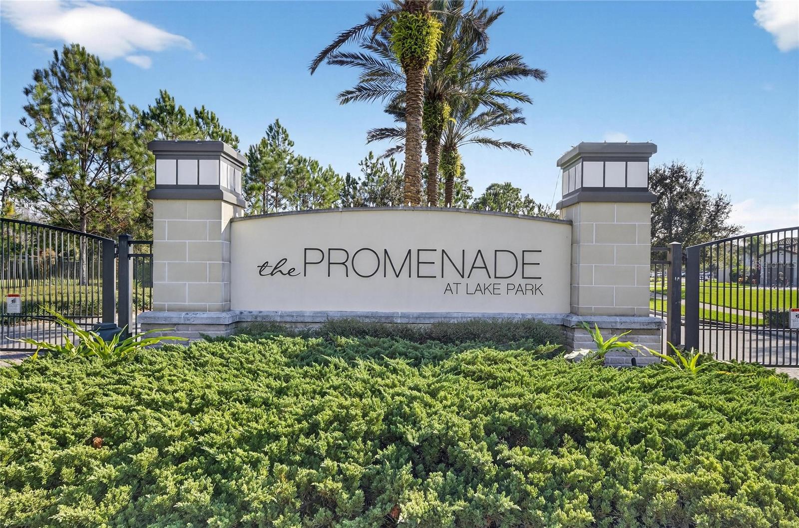 18233 LEAFMORE St LUTZ, FL 33548