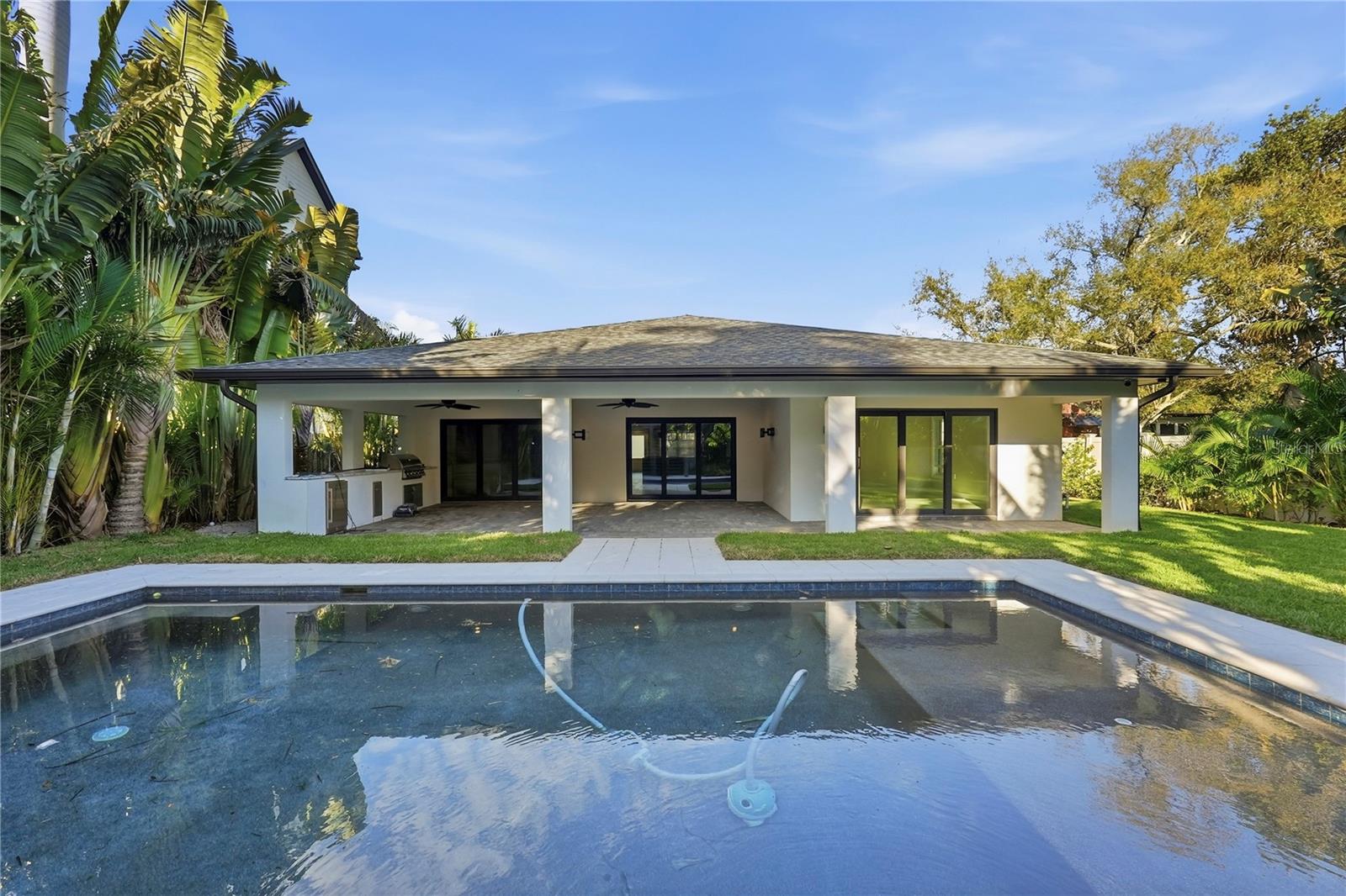 845 SNELL Isle Blvd ST PETERSBURG, FL 33704