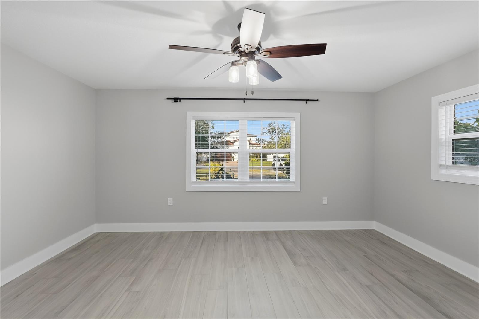 845 SNELL Isle Blvd ST PETERSBURG, FL 33704