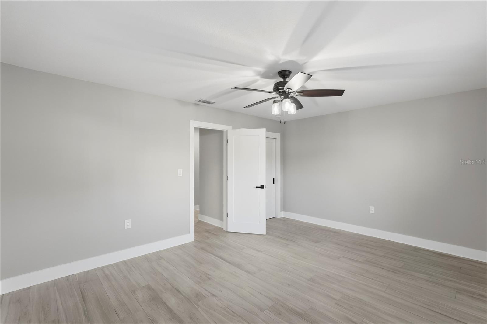 845 SNELL Isle Blvd ST PETERSBURG, FL 33704