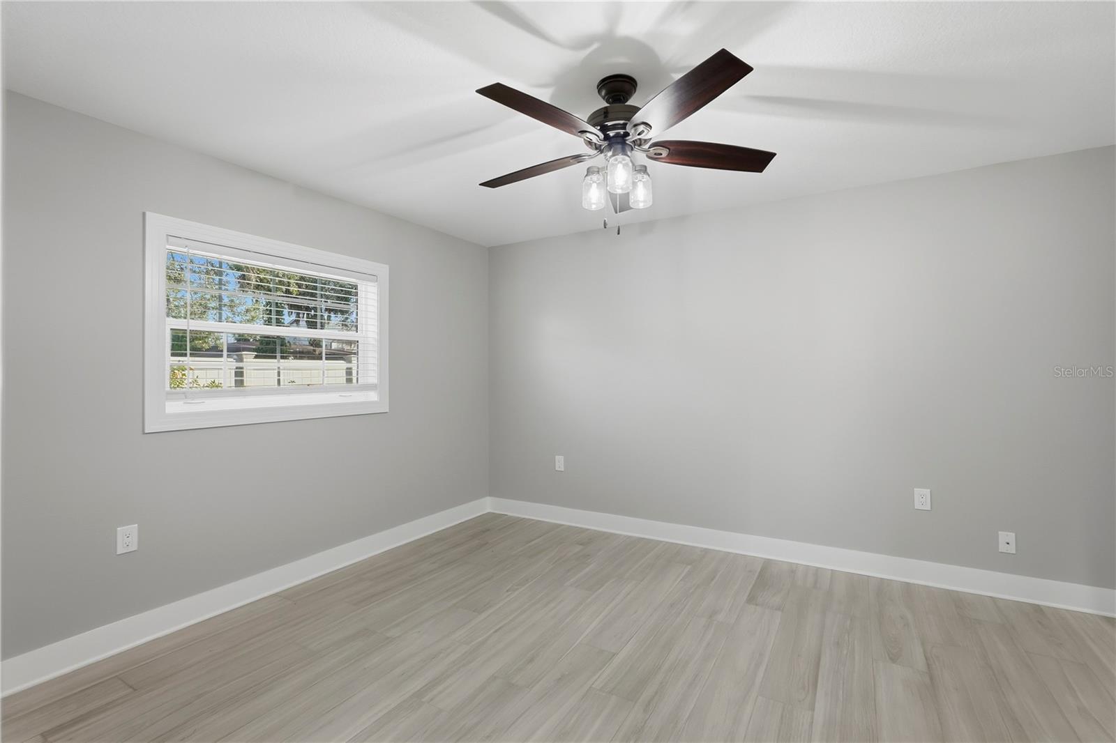 845 SNELL Isle Blvd ST PETERSBURG, FL 33704