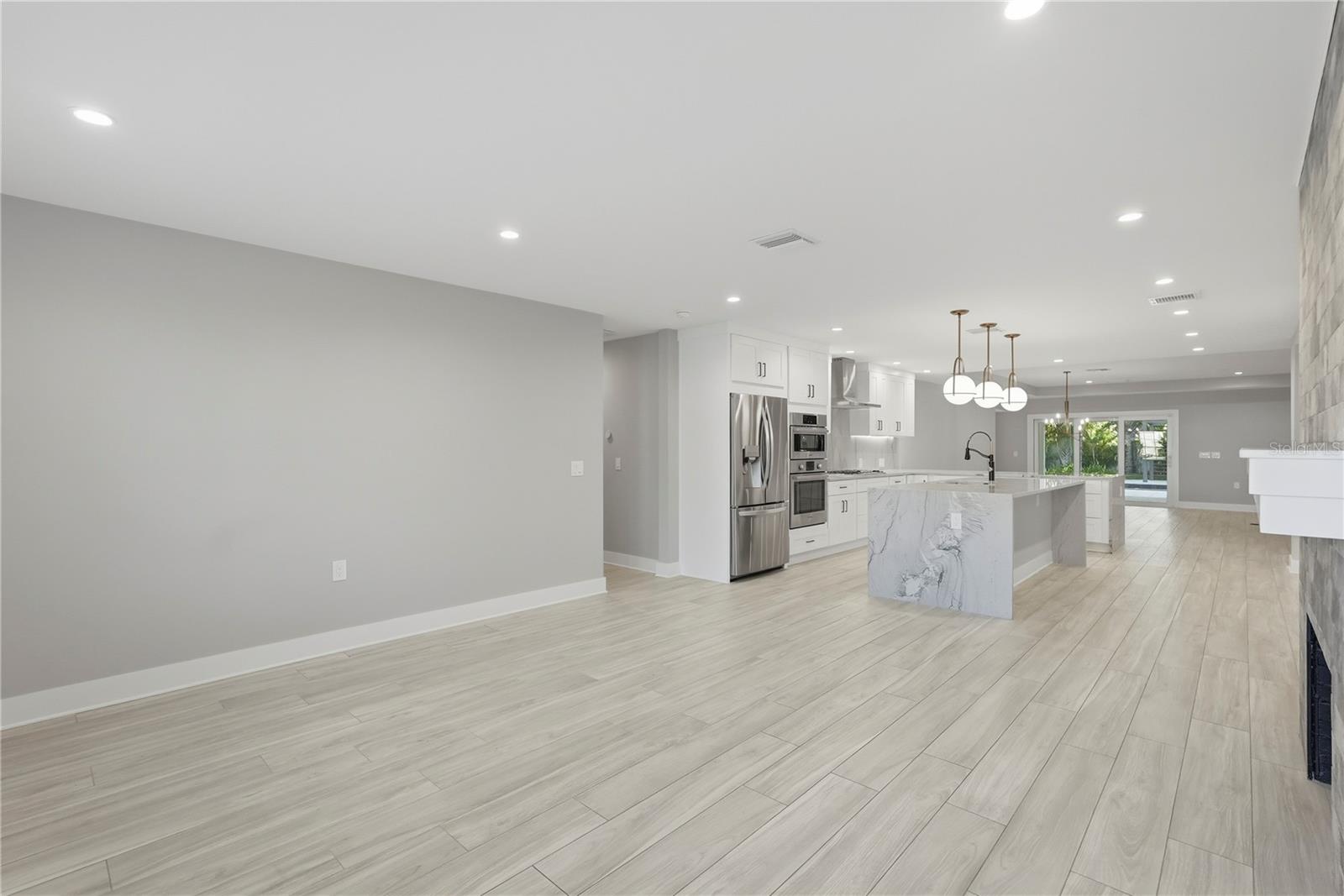 845 SNELL Isle Blvd ST PETERSBURG, FL 33704