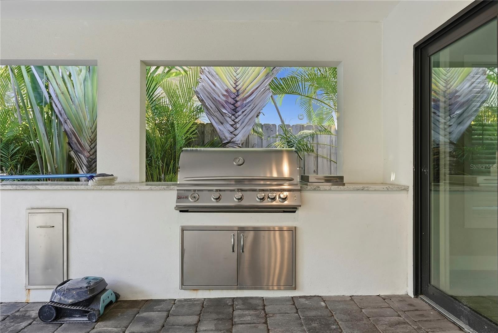 845 SNELL Isle Blvd ST PETERSBURG, FL 33704