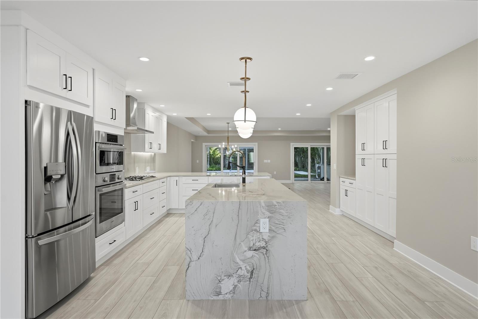 845 SNELL Isle Blvd ST PETERSBURG, FL 33704