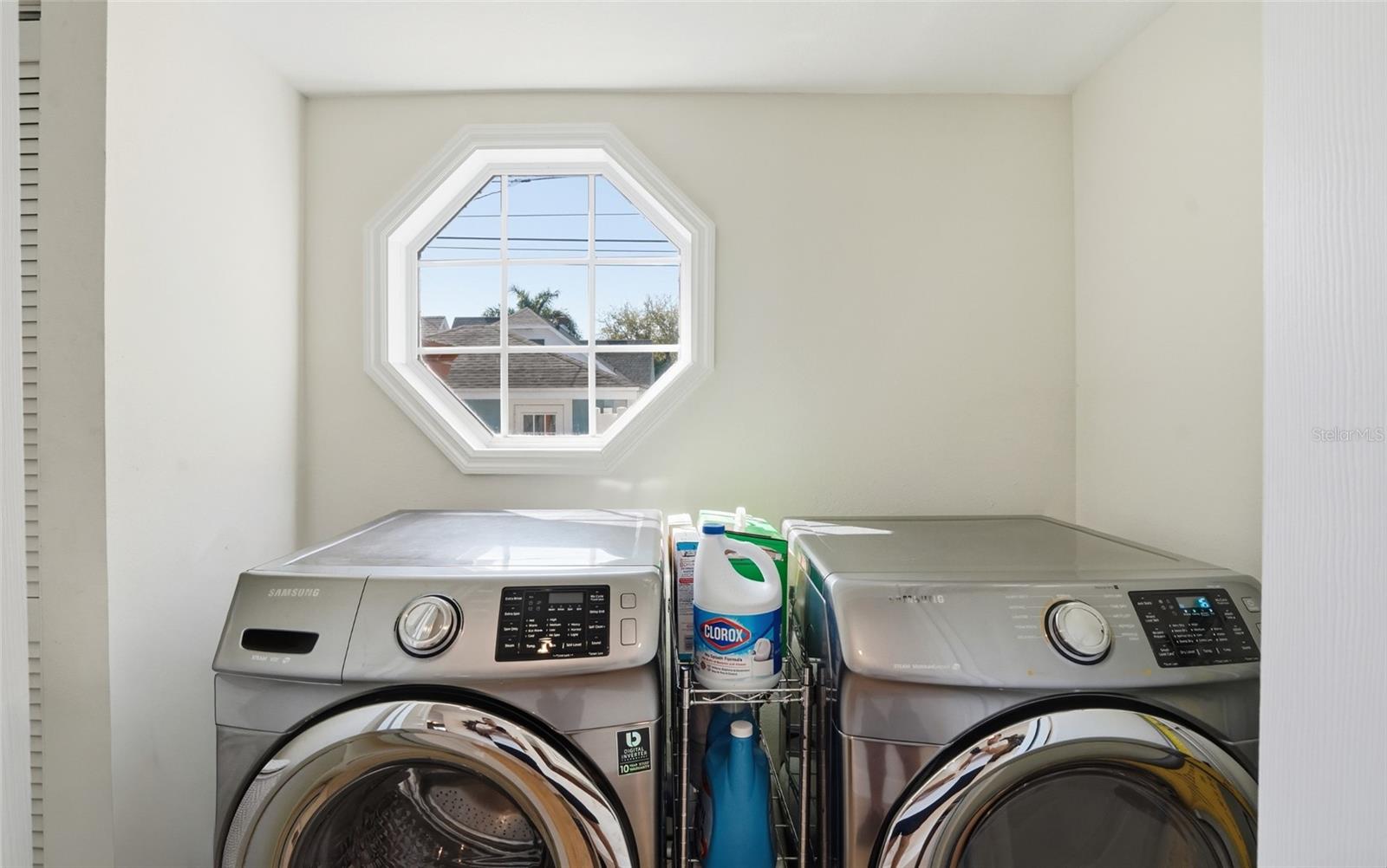 126 22ND Ave ST PETERSBURG, FL 33704