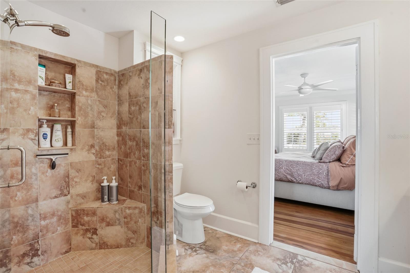 126 22ND Ave ST PETERSBURG, FL 33704