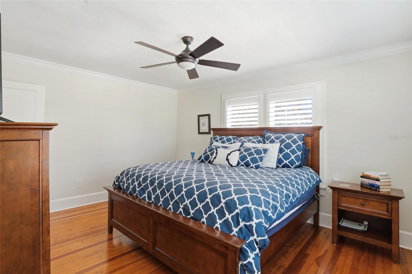 126 22ND Ave ST PETERSBURG, FL 33704