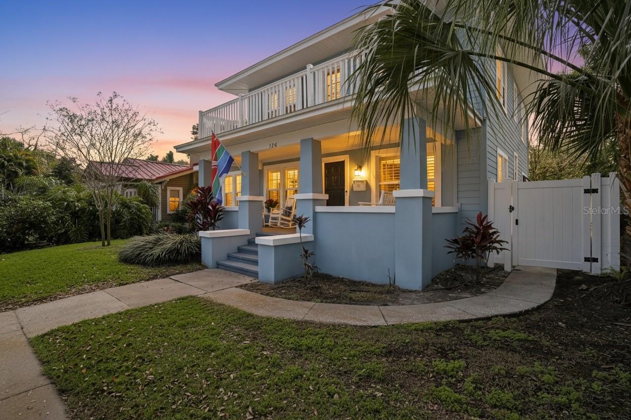 126 22ND Ave ST PETERSBURG, FL 33704