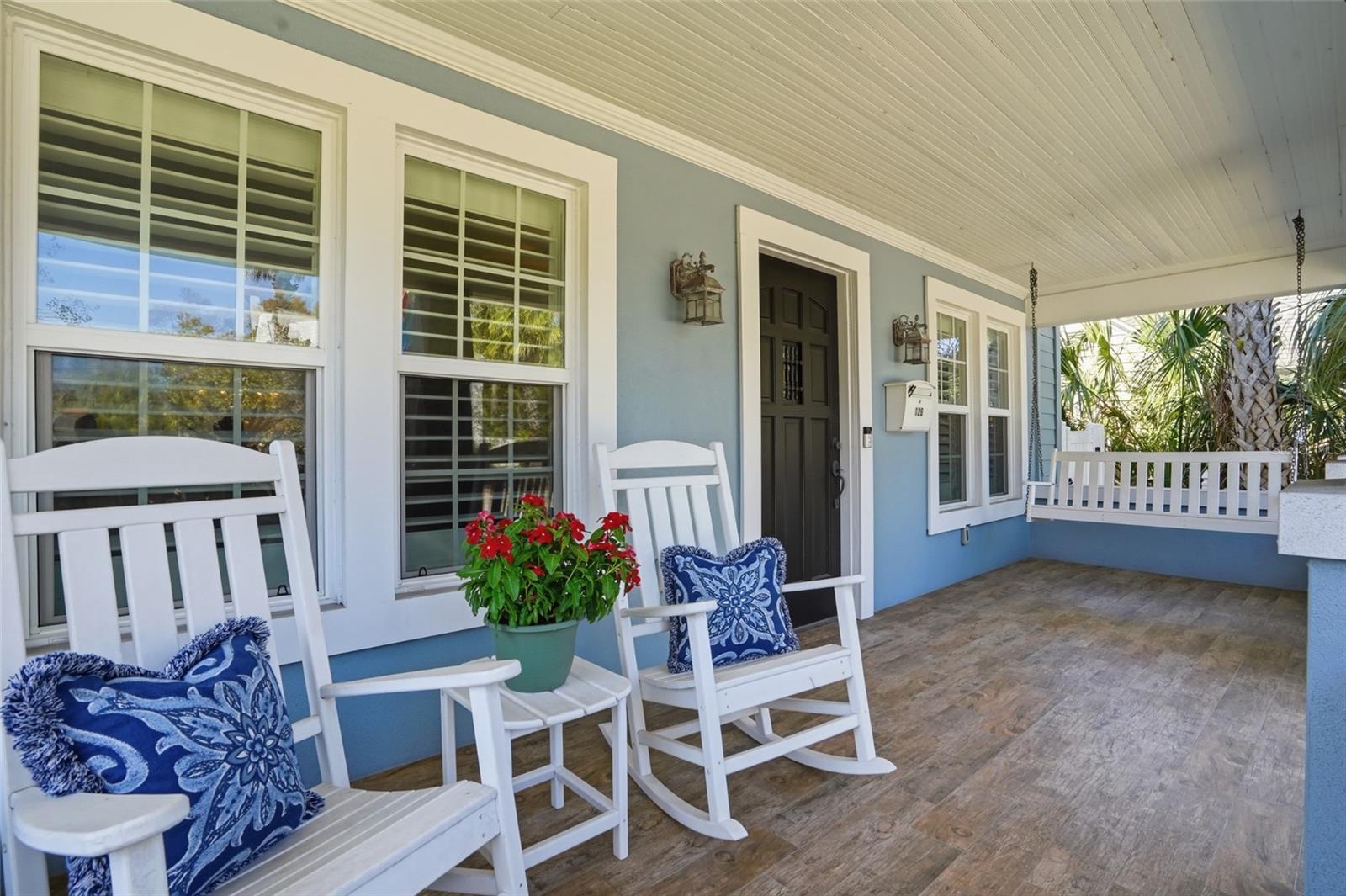 126 22ND Ave ST PETERSBURG, FL 33704