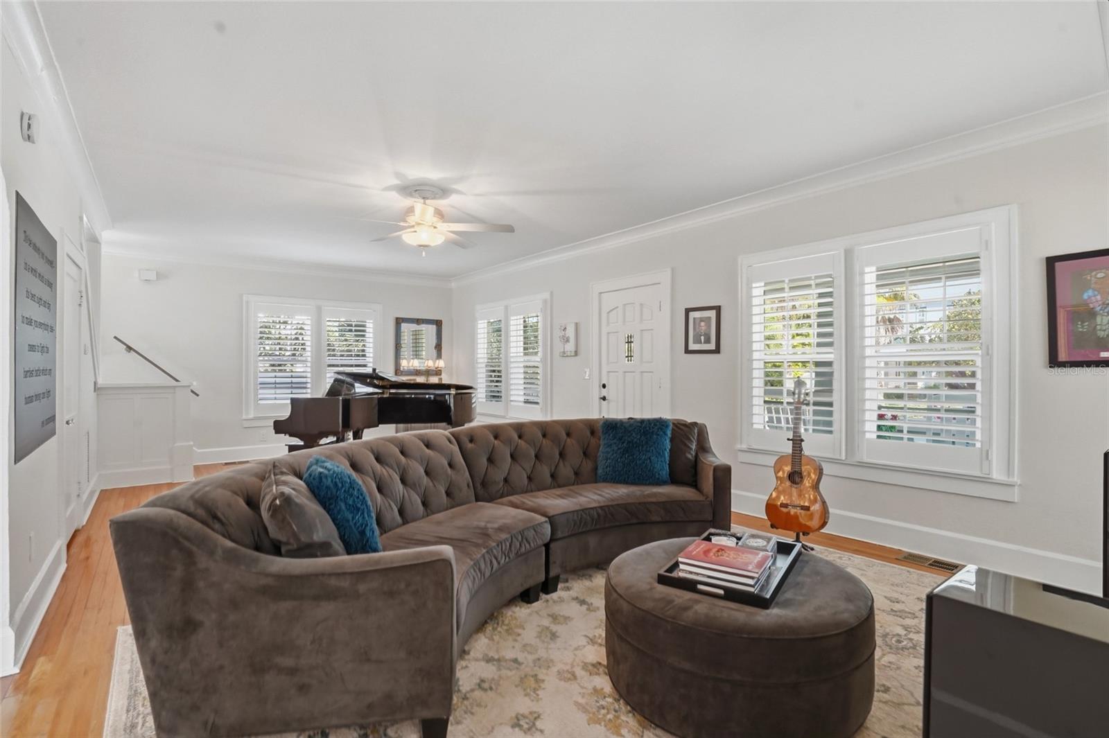 126 22ND Ave ST PETERSBURG, FL 33704