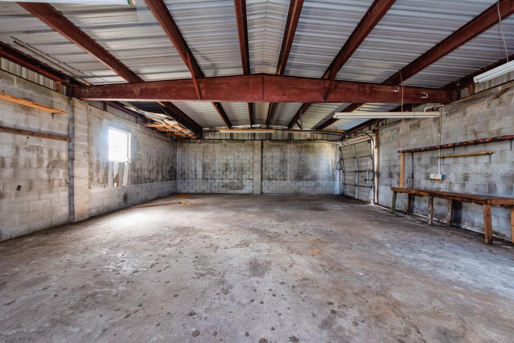 8848 W MILLPOINT Rd RIVERVIEW, FL 33578