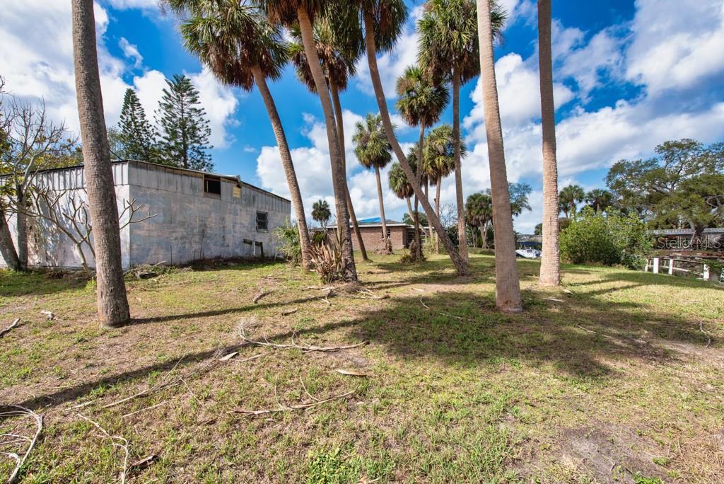 8848 W MILLPOINT Rd RIVERVIEW, FL 33578