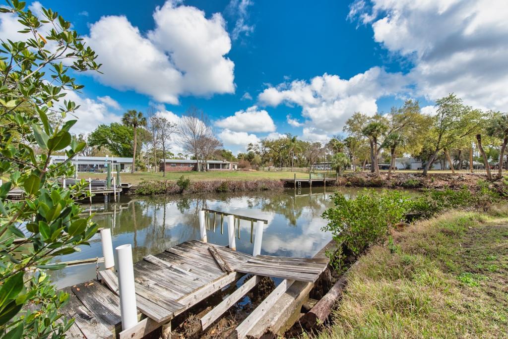 8848 W MILLPOINT Rd RIVERVIEW, FL 33578