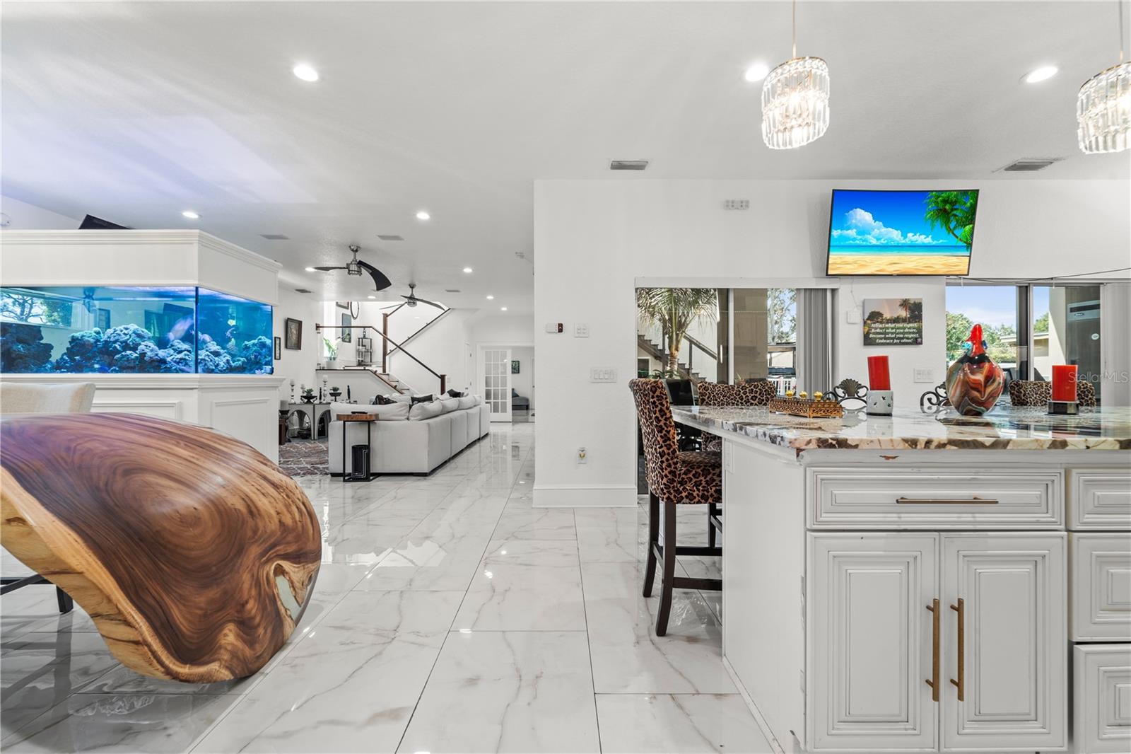 2520 GOMAZ Way ST PETERSBURG, FL 33712