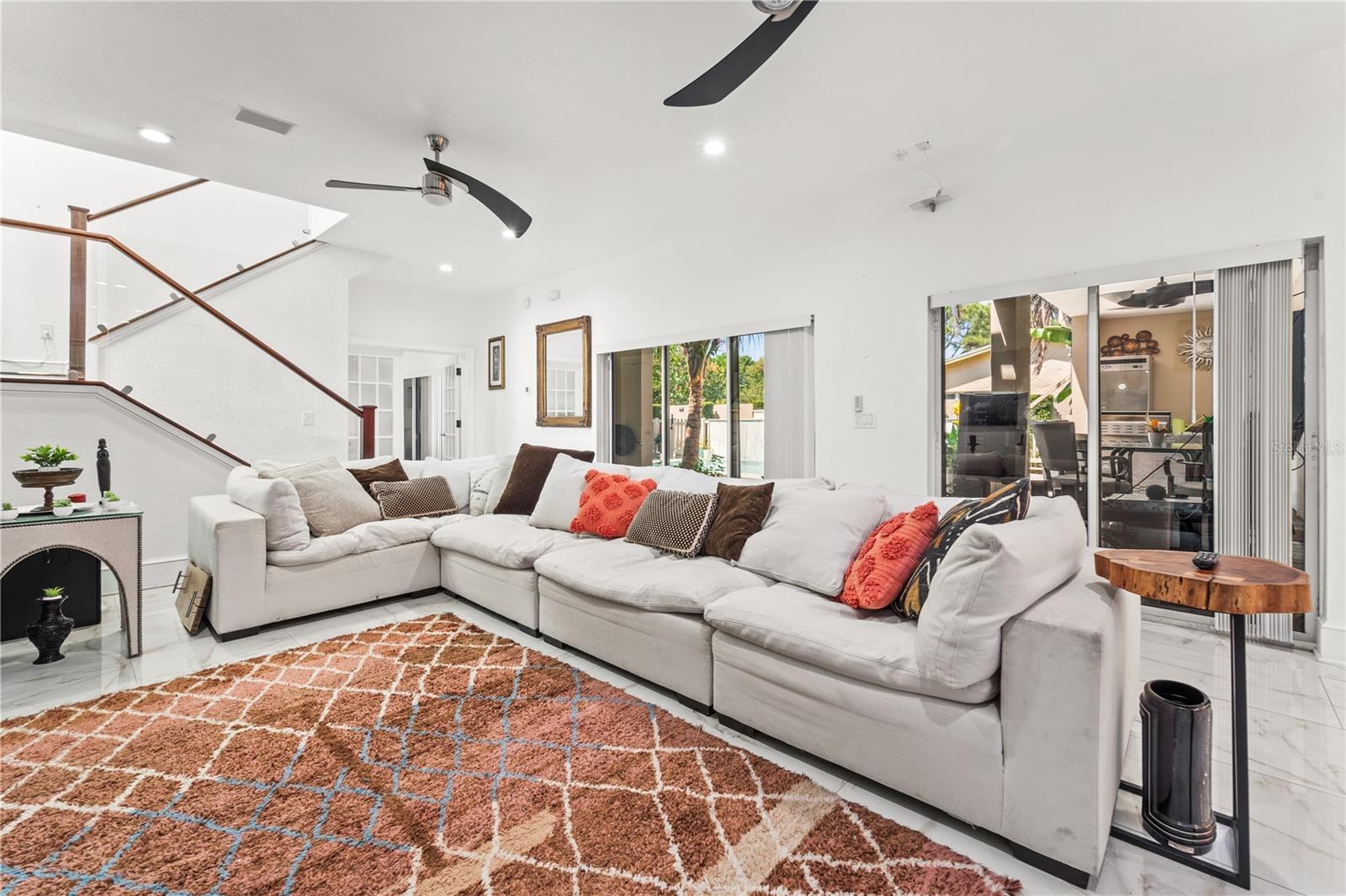 2520 GOMAZ Way ST PETERSBURG, FL 33712