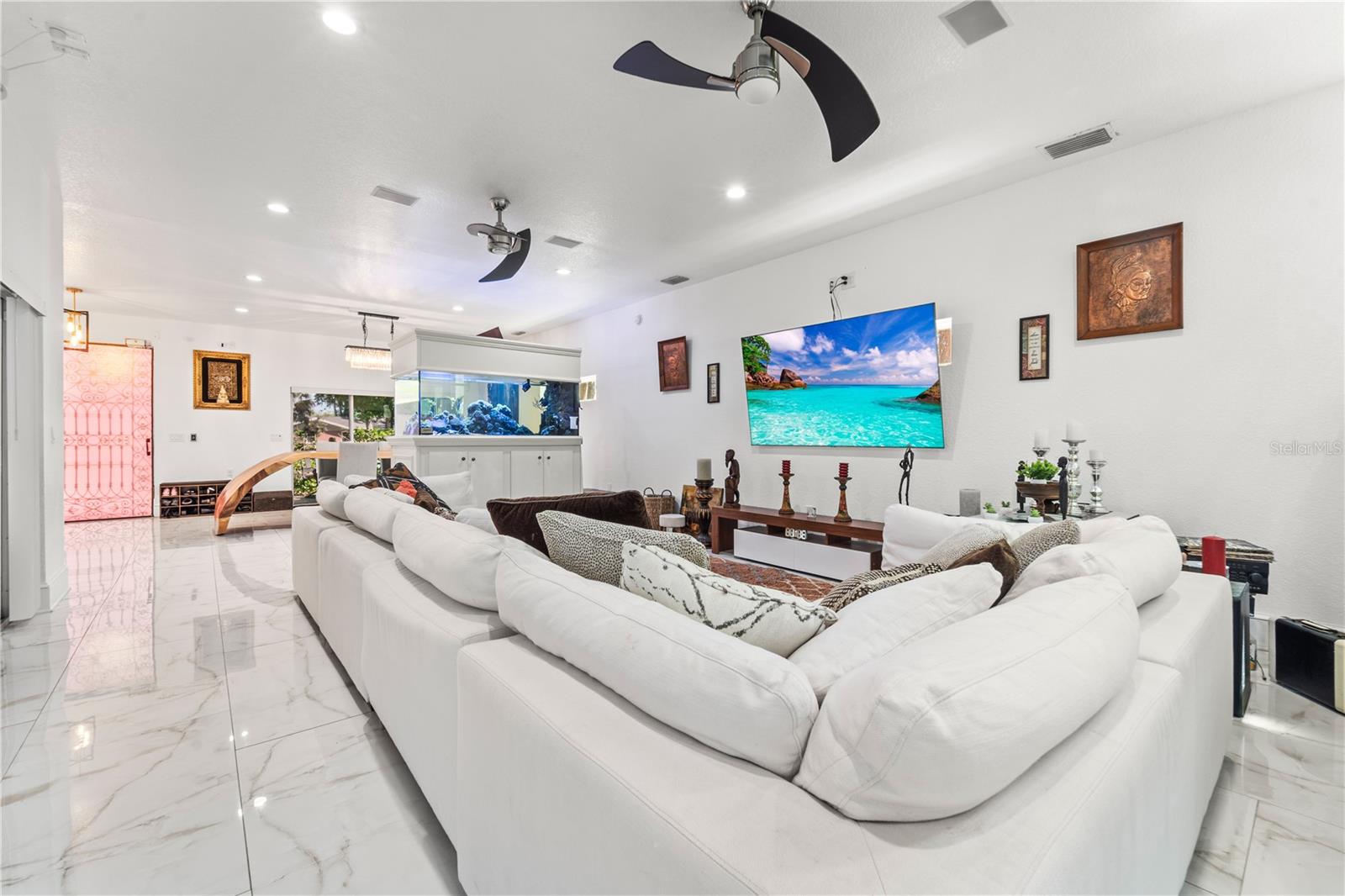 2520 GOMAZ Way ST PETERSBURG, FL 33712