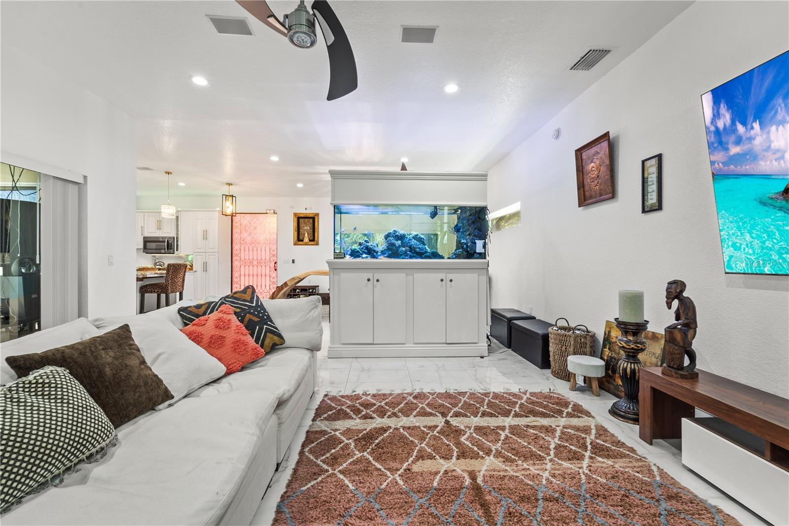 2520 GOMAZ Way ST PETERSBURG, FL 33712