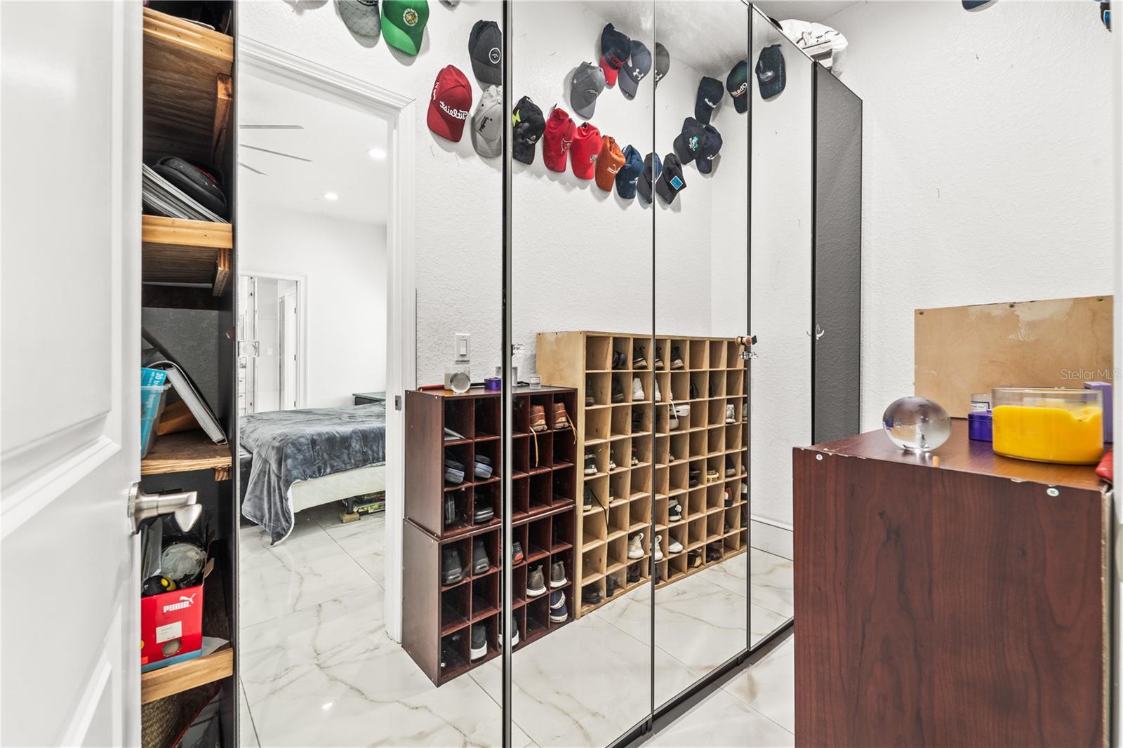 2520 GOMAZ Way ST PETERSBURG, FL 33712