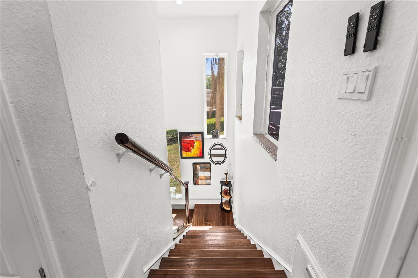 2520 GOMAZ Way ST PETERSBURG, FL 33712