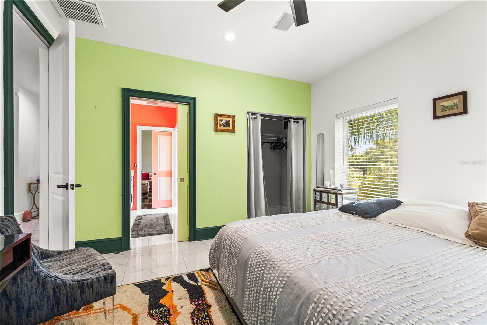 2520 GOMAZ Way ST PETERSBURG, FL 33712